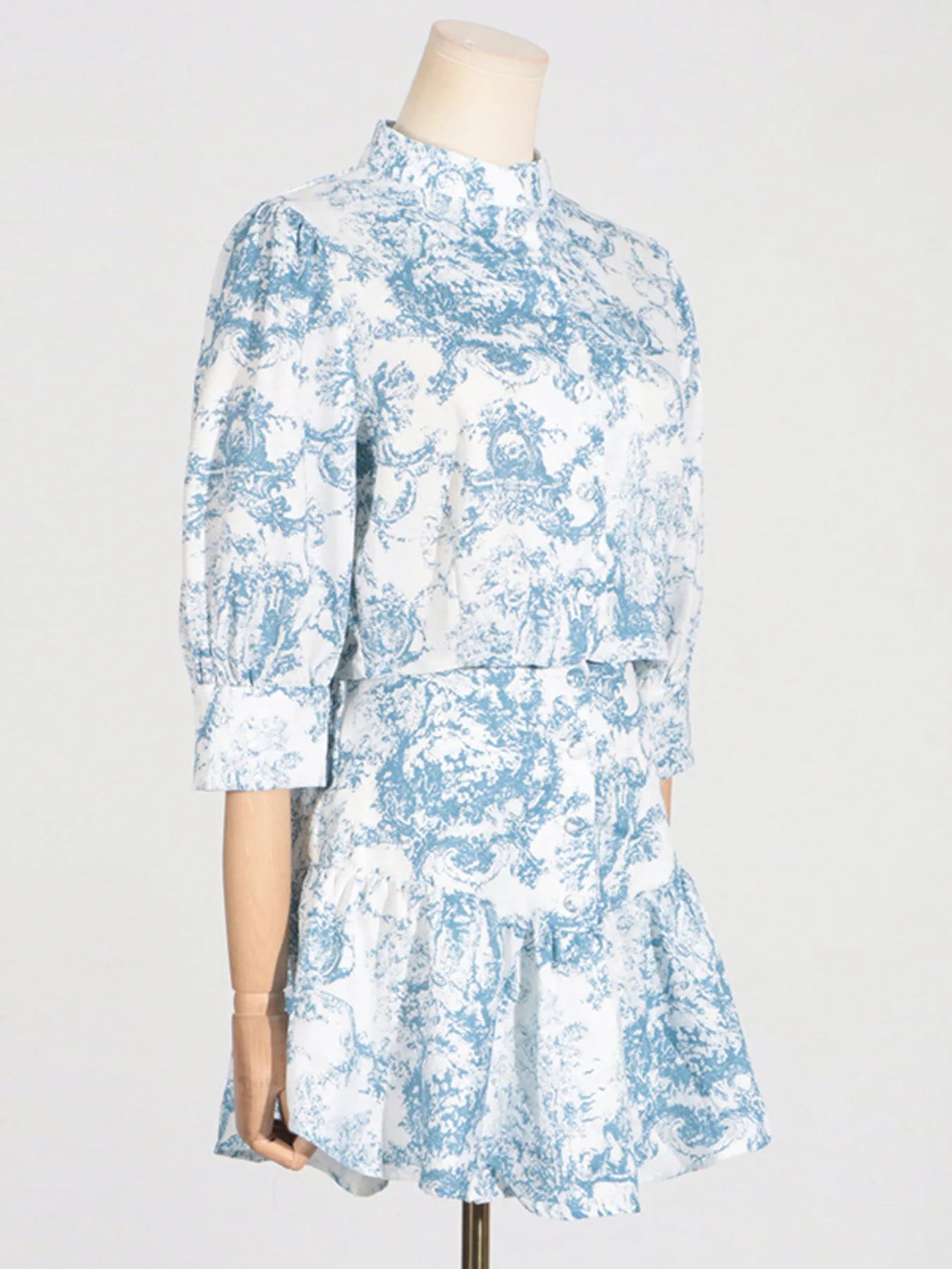 Blue and White Floral Sets