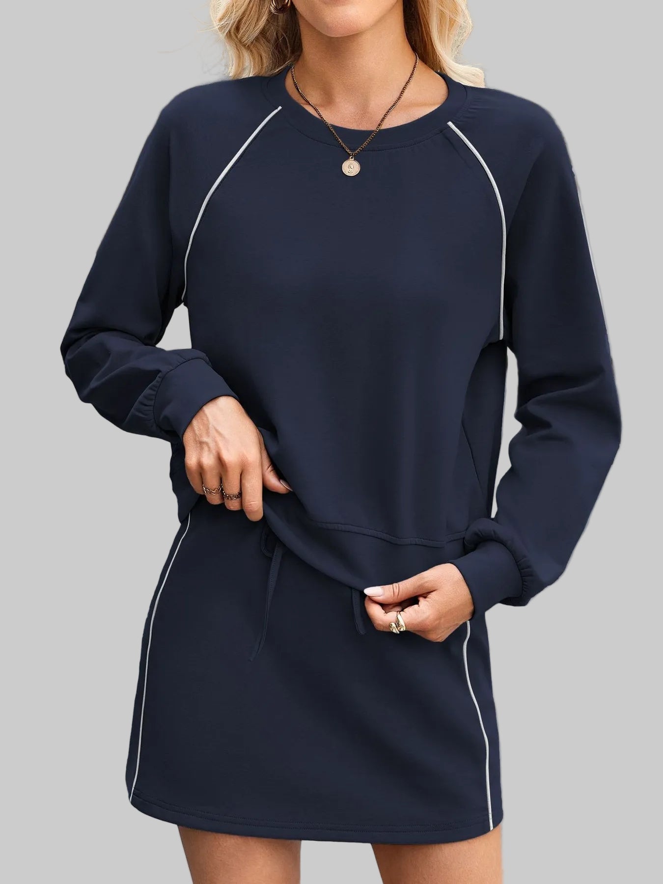  Navy blue outfit with white accents