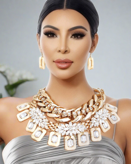 Gilded Gold Chain Marble Ensemble
