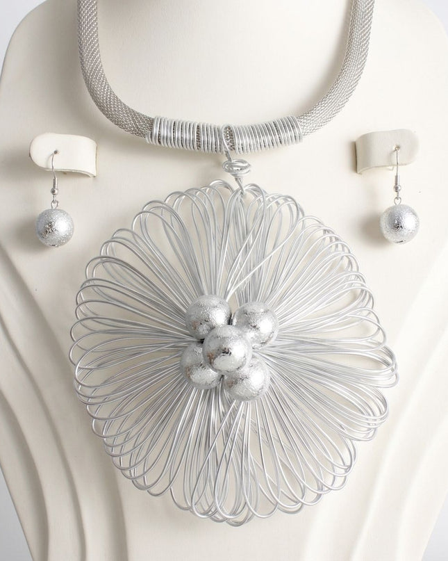 Silver Mesh Large Flower Wire Pendant Necklace