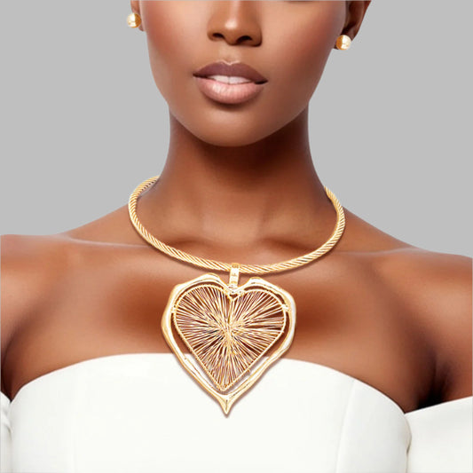 Pendant Necklace Gold Wire Heart Set for Women
