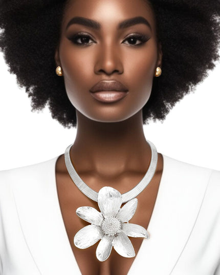 Necklace Silver Omega Daisy Pendant Set for Women