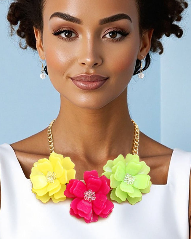 Collar Playful Petals Bright Color Flower Necklace