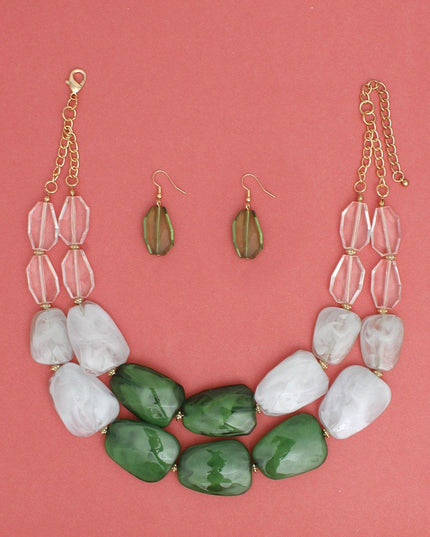 Collar Vibrant Marbled Green Bead Layered Necklace