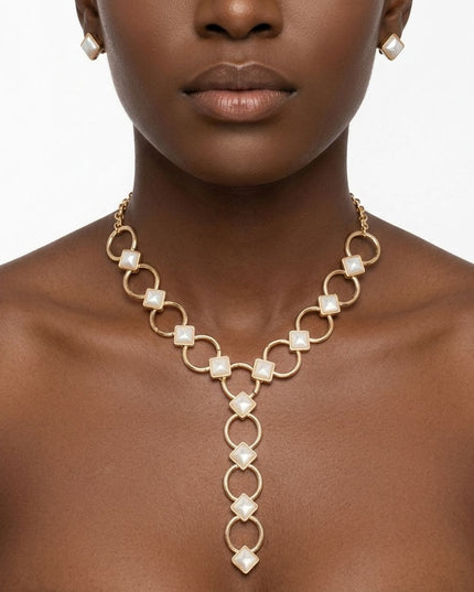Y Gold Round Link Cream Pearl Pyramid Necklace