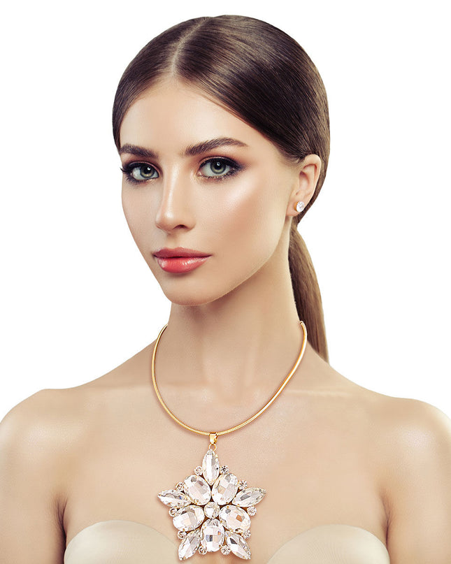 Gold Oval Crystal Pendant Necklace