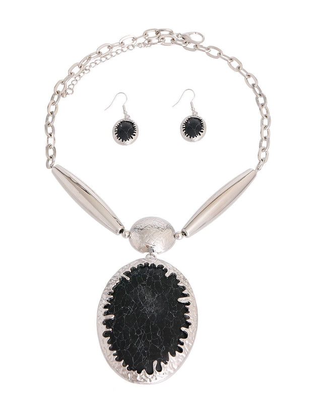 Oval Marbled Black Necklace