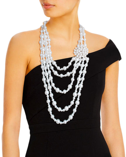 Elegance in White: Pearl Brooch Necklace