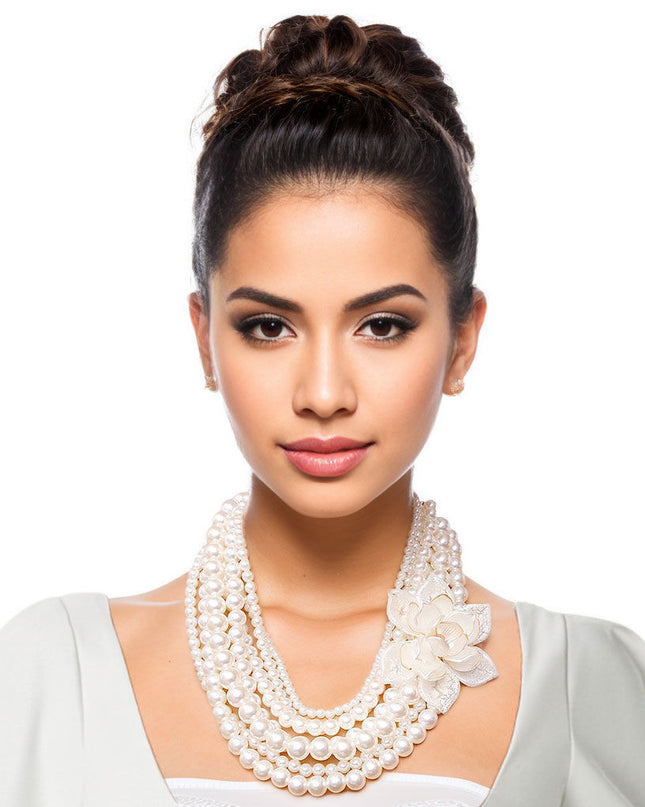 Pearl and Flower Necklace Set