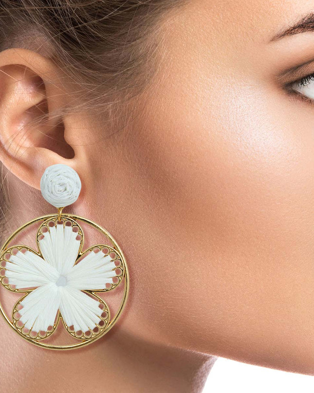 White Raffia Flower Round Earrings