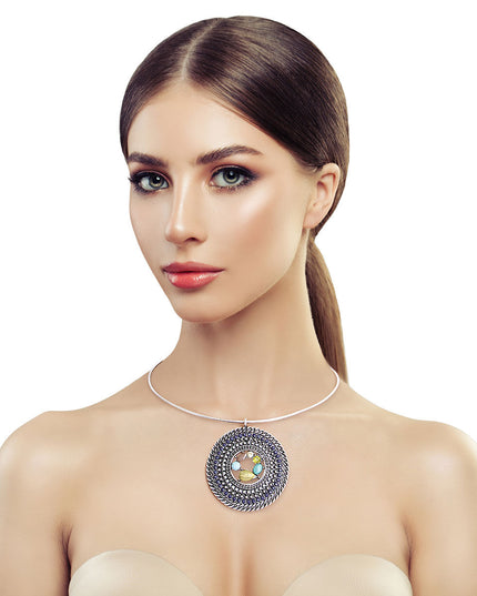 Rigid Braided Chain Pendant Necklace