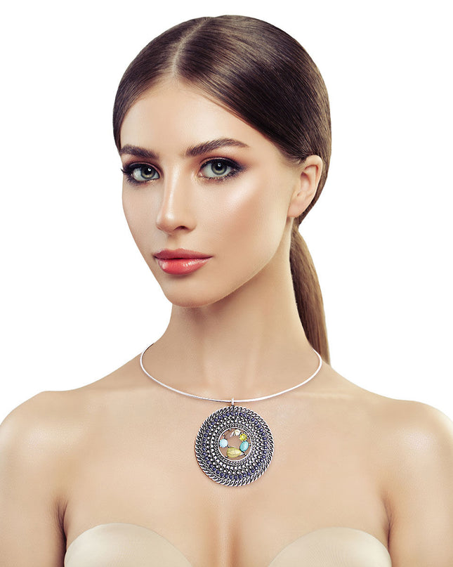 Rigid Braided Chain Pendant Necklace