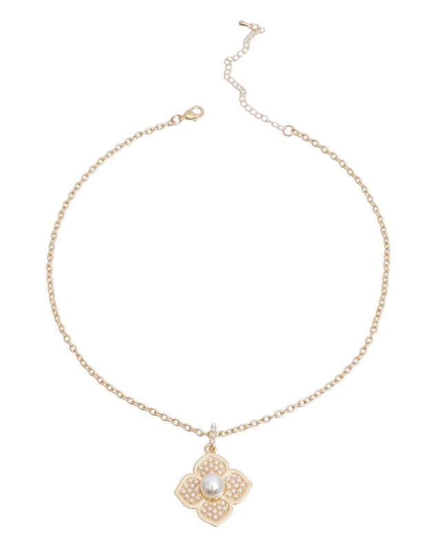 Pearlescent Blooms: Flower Necklace