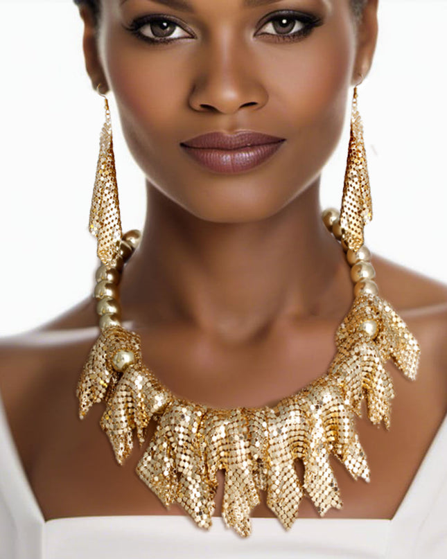 Gold Ball and Mesh Necklace