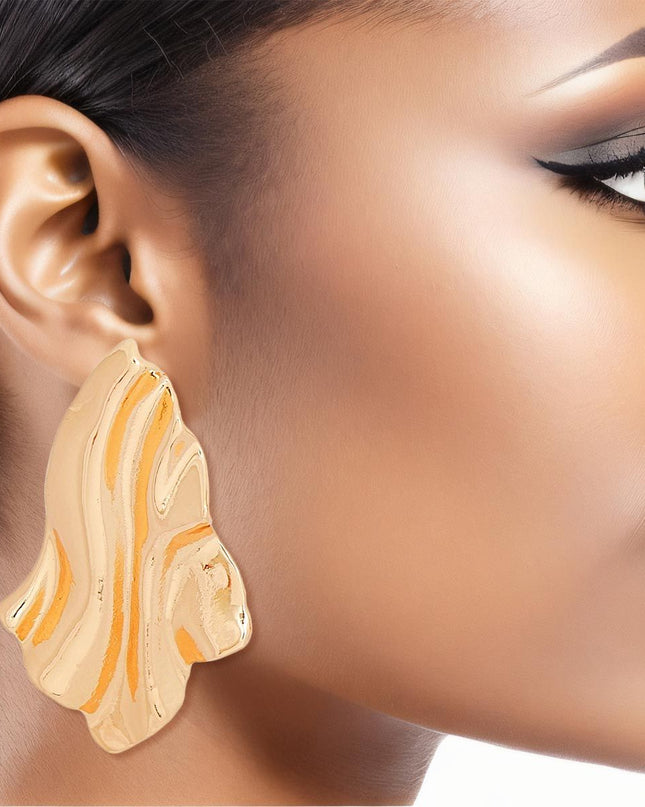Clip On Medium Gold Wavy Earrings for Women
