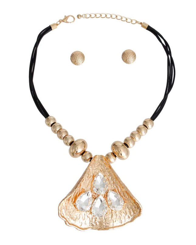 Metal Seashell Crystal Necklace