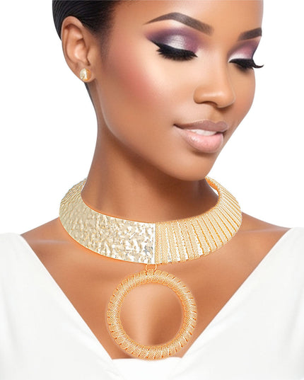 Choker Gold Armor Pendant Set for Women