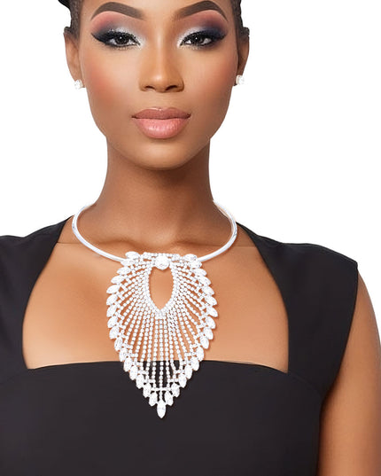 Silver Leaf Pendant Collar Set