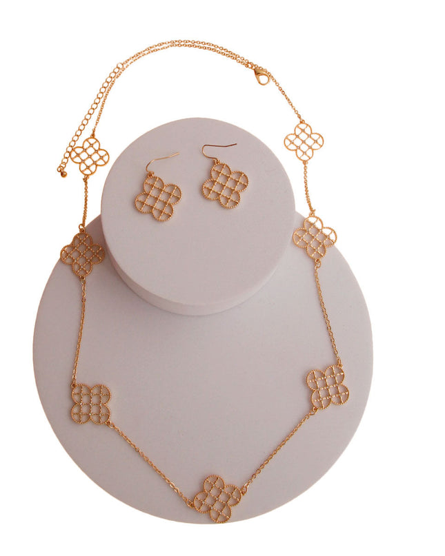 Long Gold Clover Chain Necklace