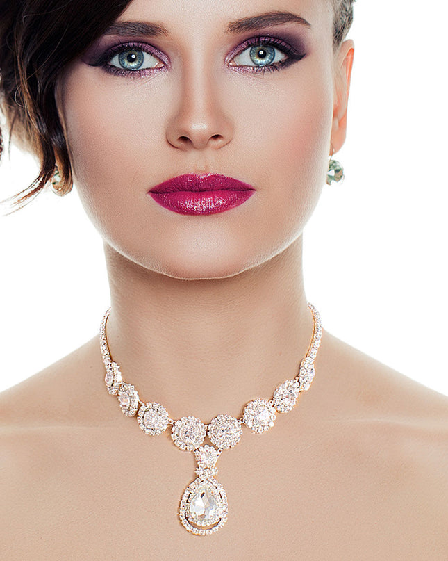 Silver  Halo Teardrop Rhinestone Choker