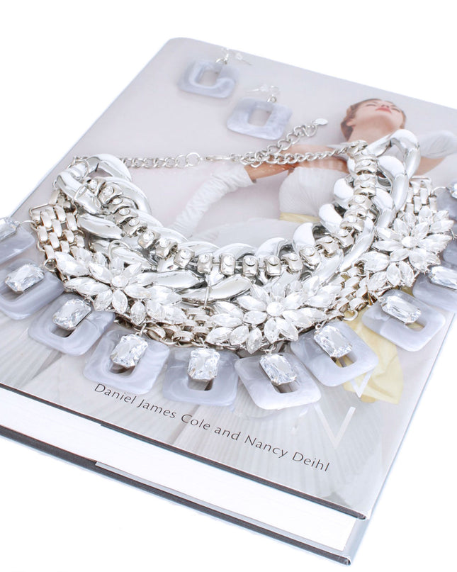 Serenity Silver Chain Marble Ensemble